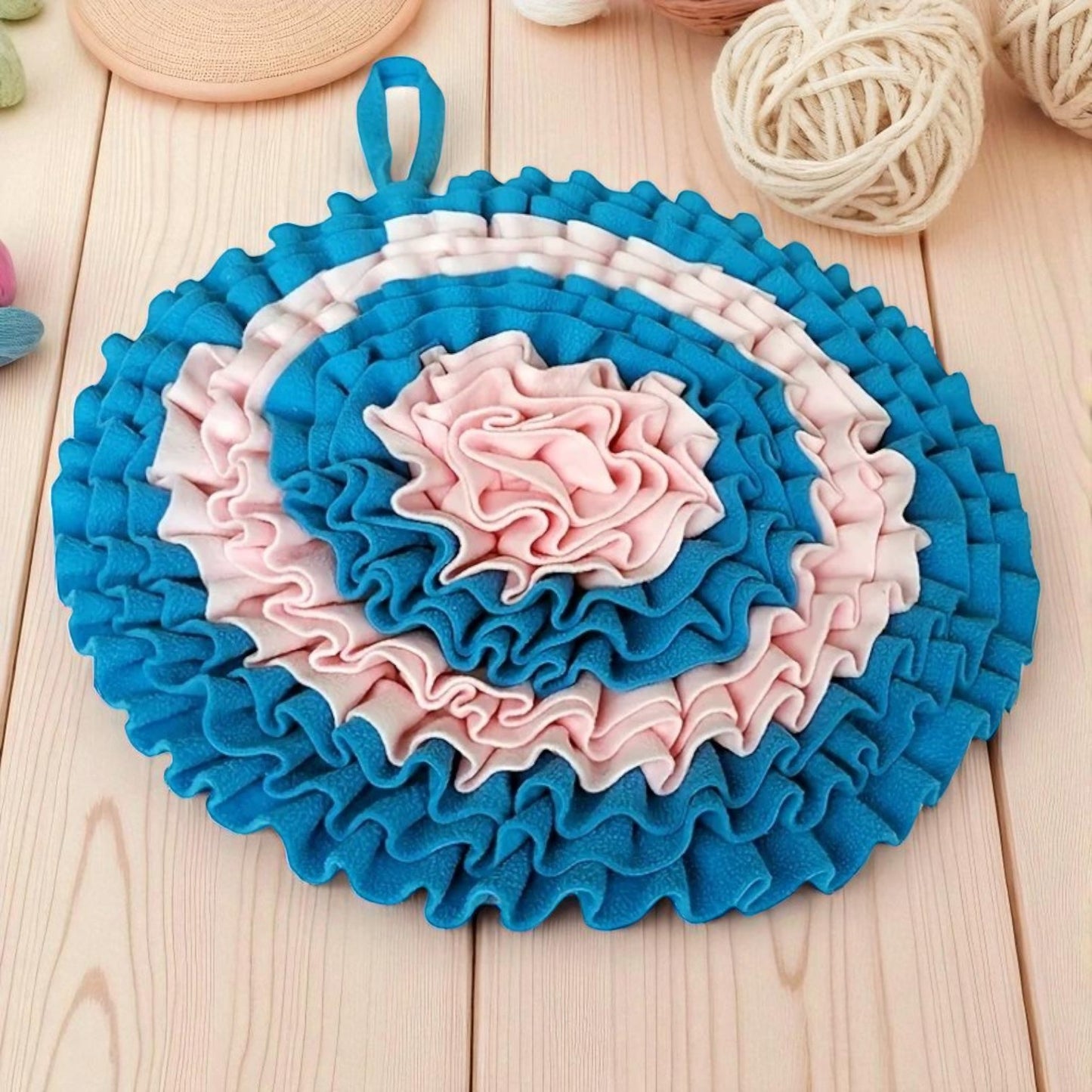 tapis de fouille chien bleu rose interieur