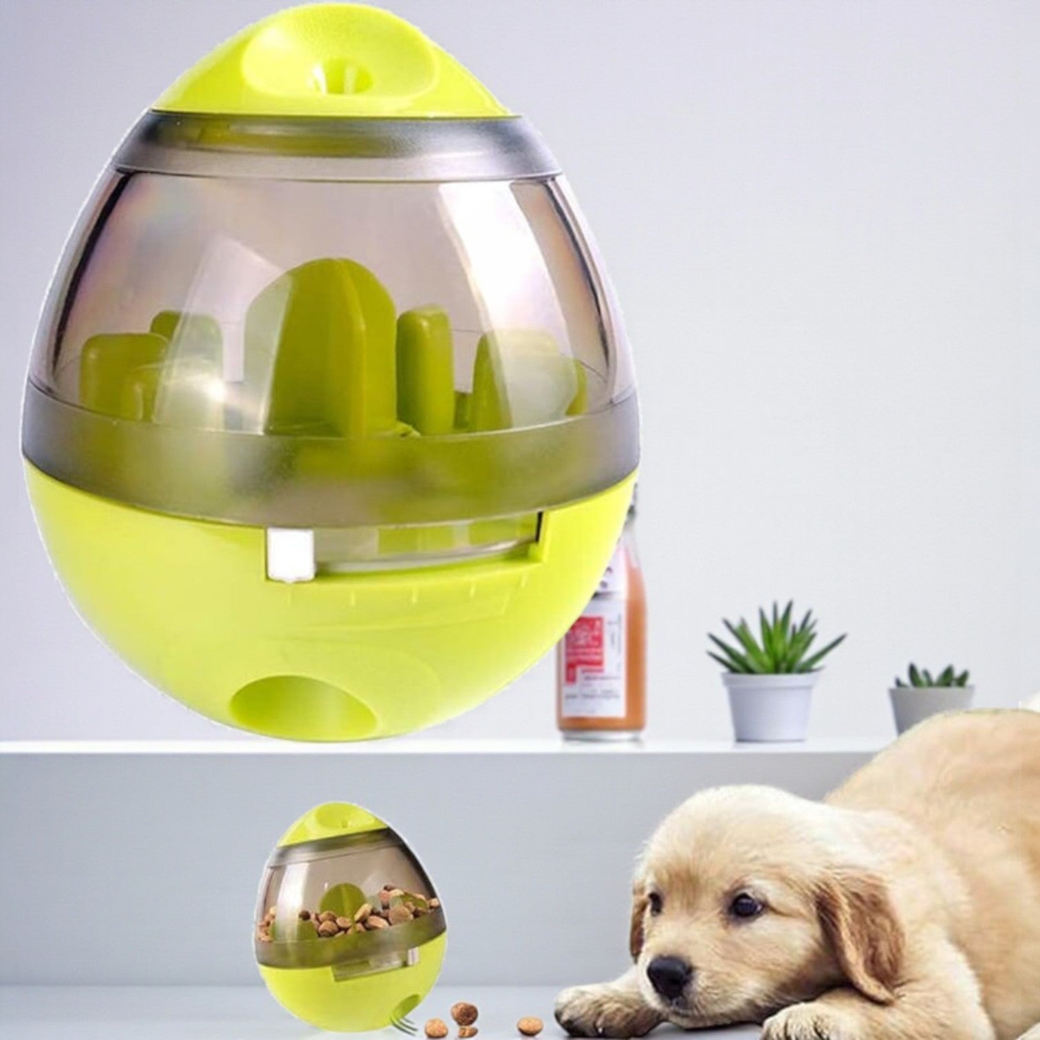 Jouet pour chien jaune avec un chiot joue