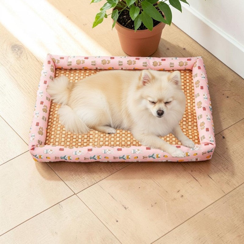 tapis rafraichissant chien rose avec chien